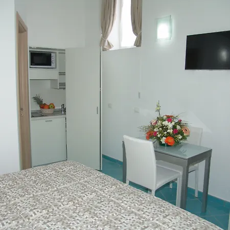 Palazzo Gargiulo Luxury & Penzion 4*